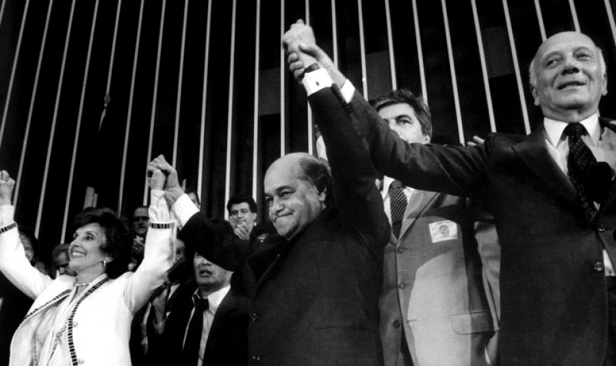 Há 40 anos, eleição de Tancredo dava fim à ditadura